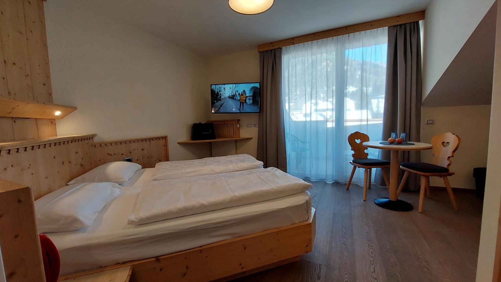 Hotel Cristallo Santa Cristina Val Gardena المظهر الخارجي الصورة